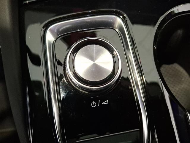 new 2025 Buick Envision car, priced at $42,423