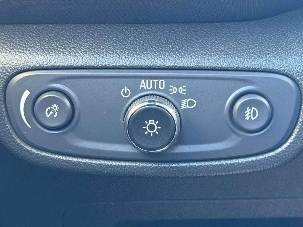 used 2023 Chevrolet TrailBlazer car, priced at $24,095