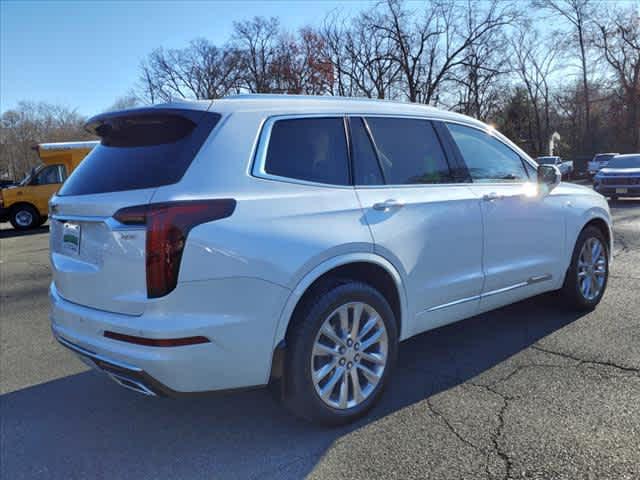 used 2022 Cadillac XT6 car, priced at $34,495