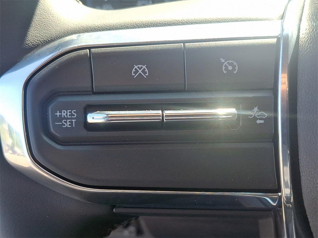 new 2025 GMC Canyon car, priced at $46,050