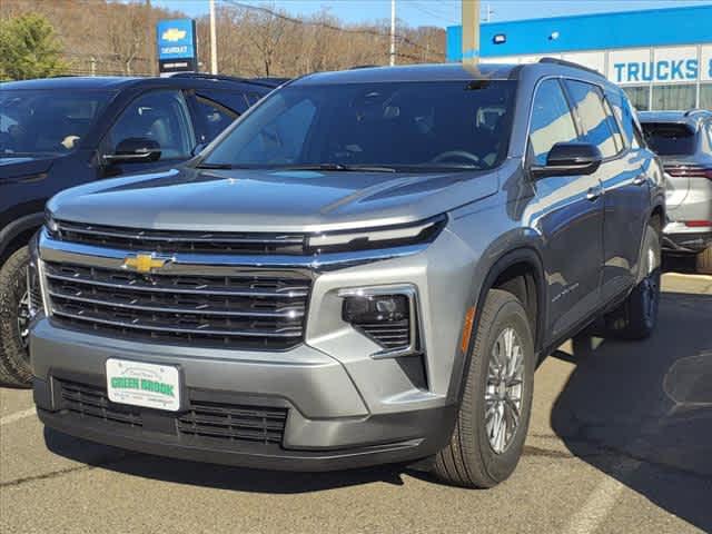 new 2024 Chevrolet Traverse car, priced at $43,920