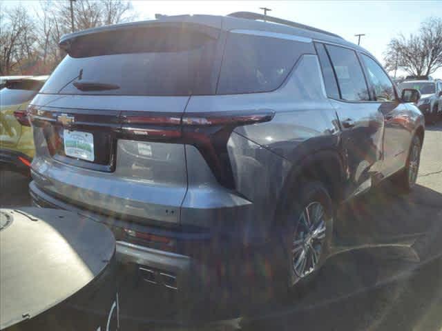 new 2024 Chevrolet Traverse car, priced at $43,920