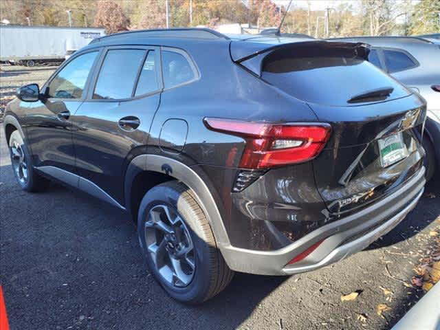 new 2025 Chevrolet Trax car, priced at $24,985