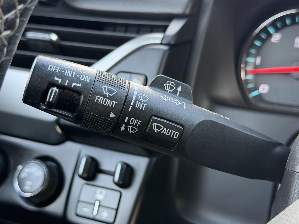 used 2017 Chevrolet Suburban car, priced at $17,995