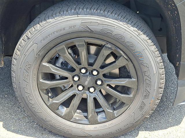 used 2021 GMC Canyon car, priced at $32,243