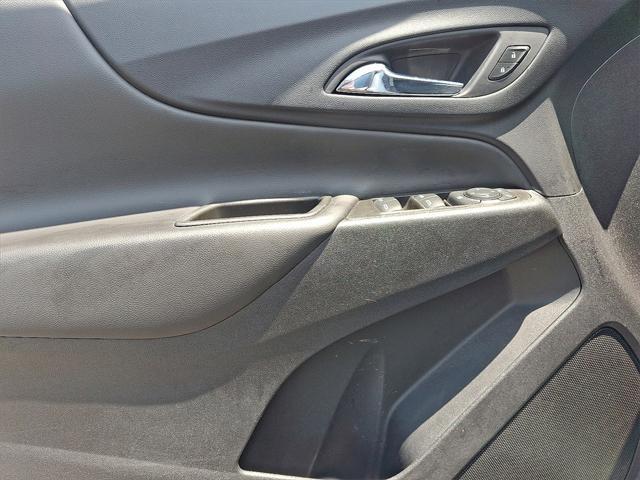 used 2022 Chevrolet Equinox car, priced at $19,394