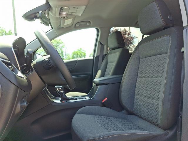 used 2022 Chevrolet Equinox car, priced at $19,394