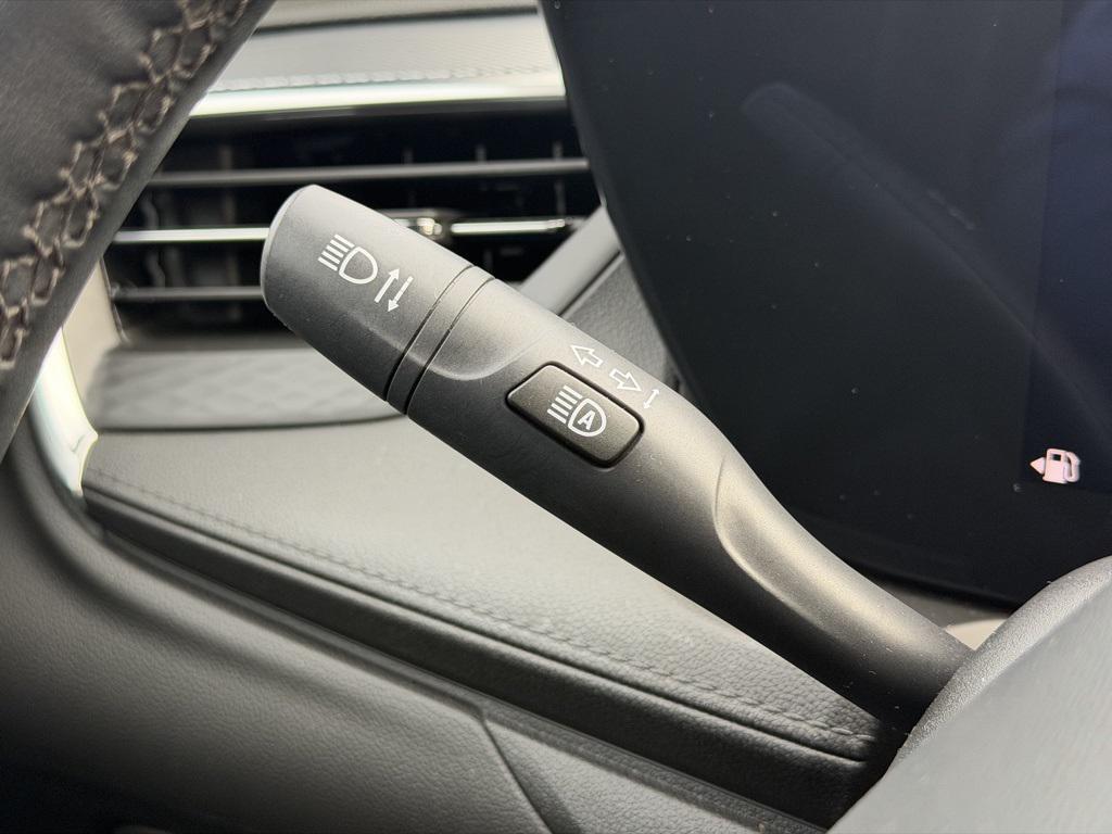 used 2024 Buick Encore GX car, priced at $23,859