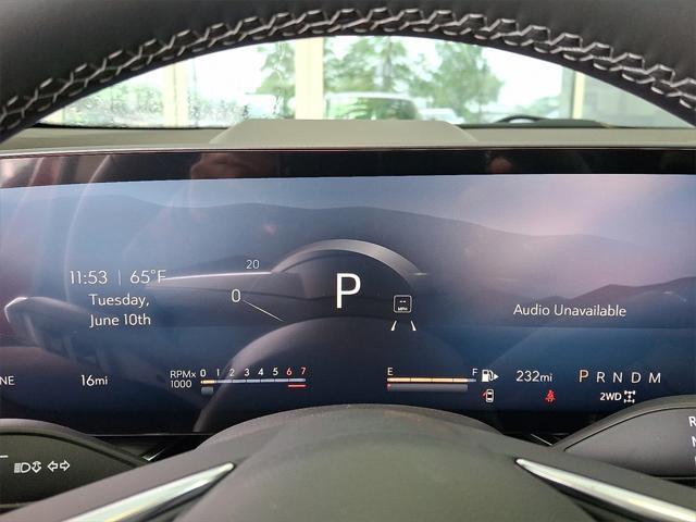 new 2025 Buick Envision car, priced at $39,998