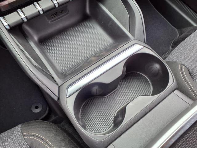 new 2025 GMC Terrain car, priced at $33,395