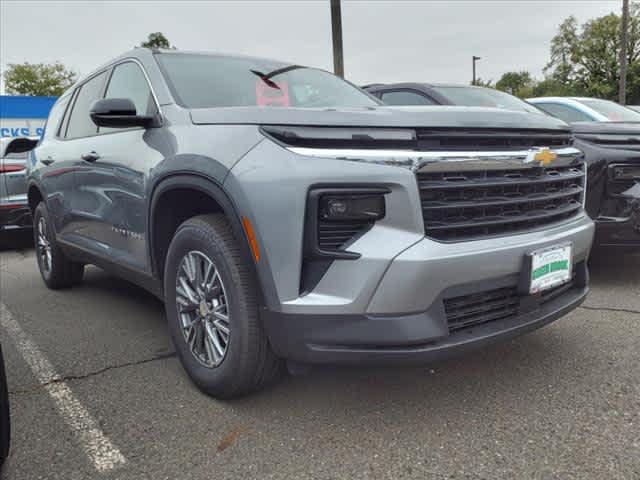 new 2024 Chevrolet Traverse car, priced at $38,995