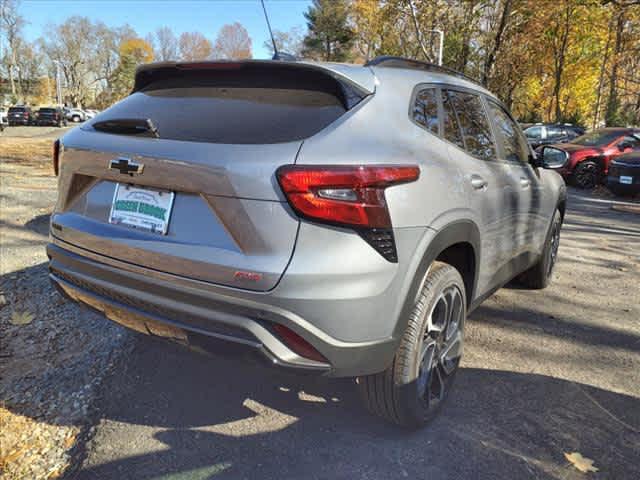 new 2025 Chevrolet Trax car, priced at $27,085