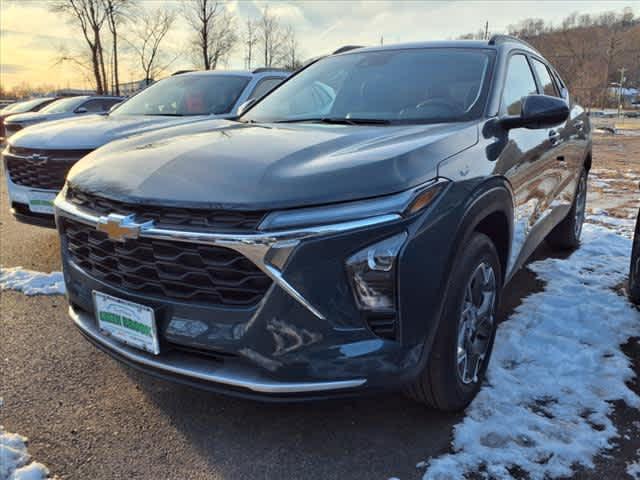 new 2025 Chevrolet Trax car, priced at $24,985