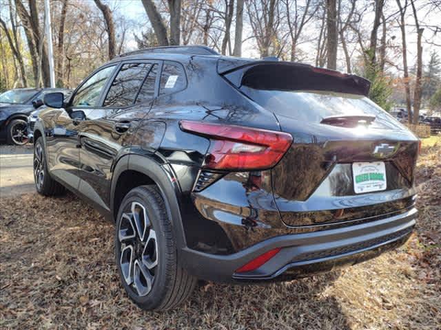 new 2025 Chevrolet Trax car, priced at $27,280