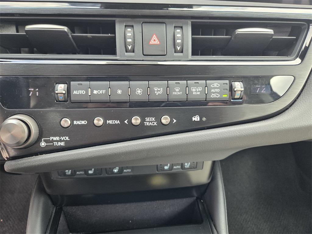 used 2023 Lexus ES 300h car, priced at $36,900