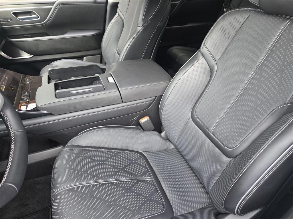 used 2025 INFINITI QX80 car, priced at $83,900