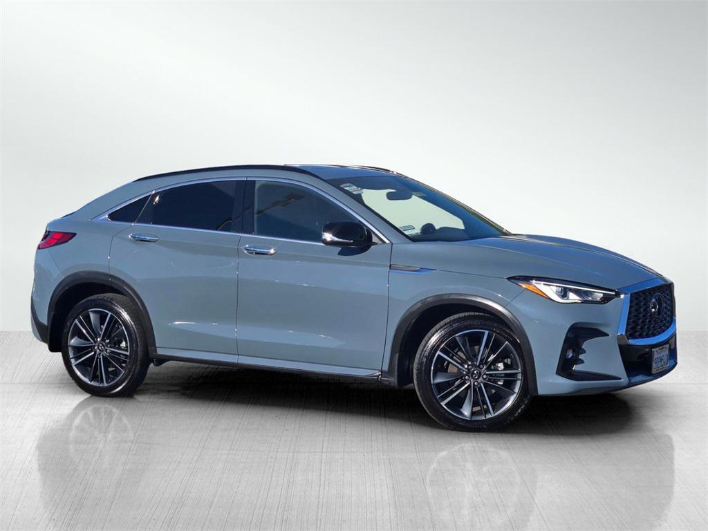 used 2025 INFINITI QX55 car, priced at $39,900