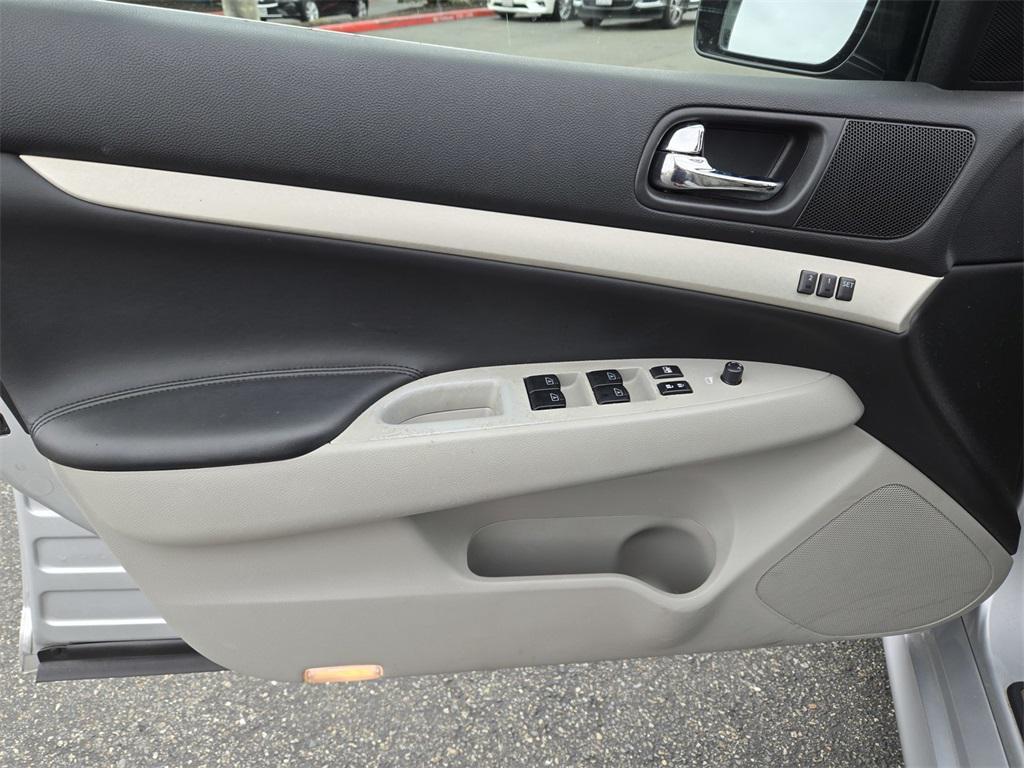 used 2007 INFINITI G35 car, priced at $11,900