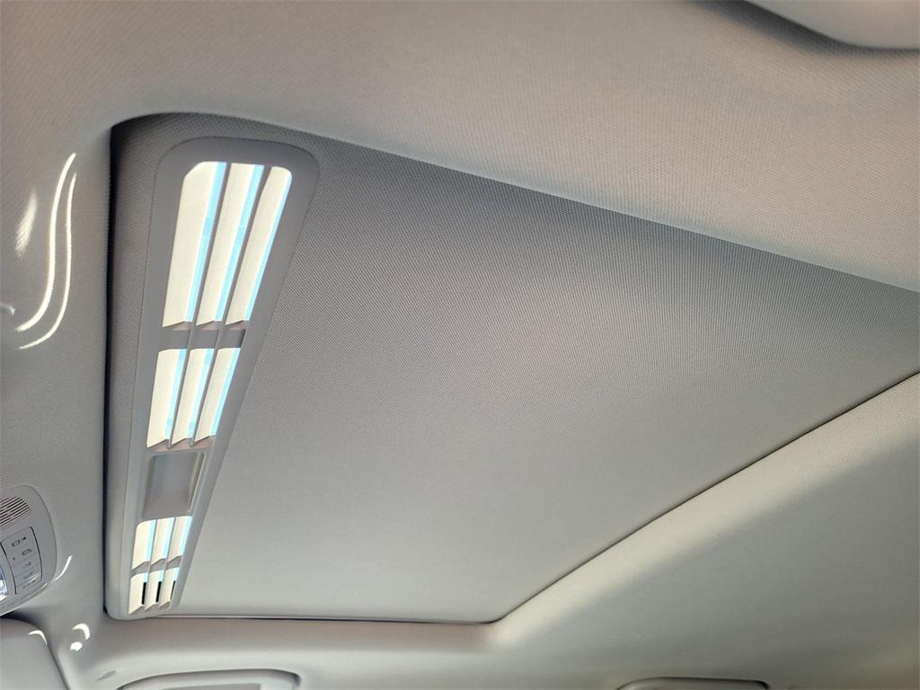 used 2022 Mercedes-Benz GLE 350 car, priced at $38,900