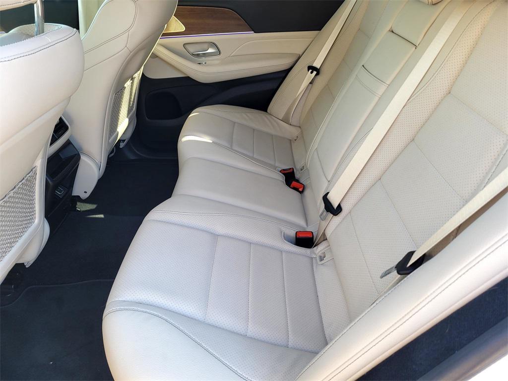 used 2022 Mercedes-Benz GLE 350 car, priced at $38,900