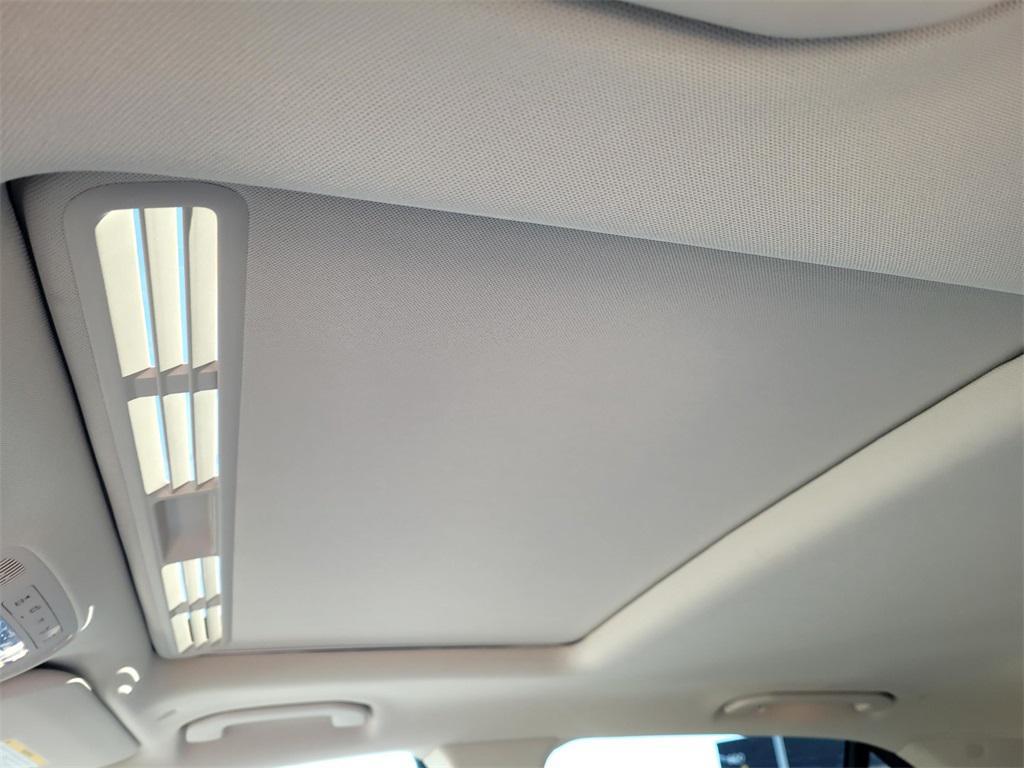 used 2022 Mercedes-Benz GLE 350 car, priced at $38,900