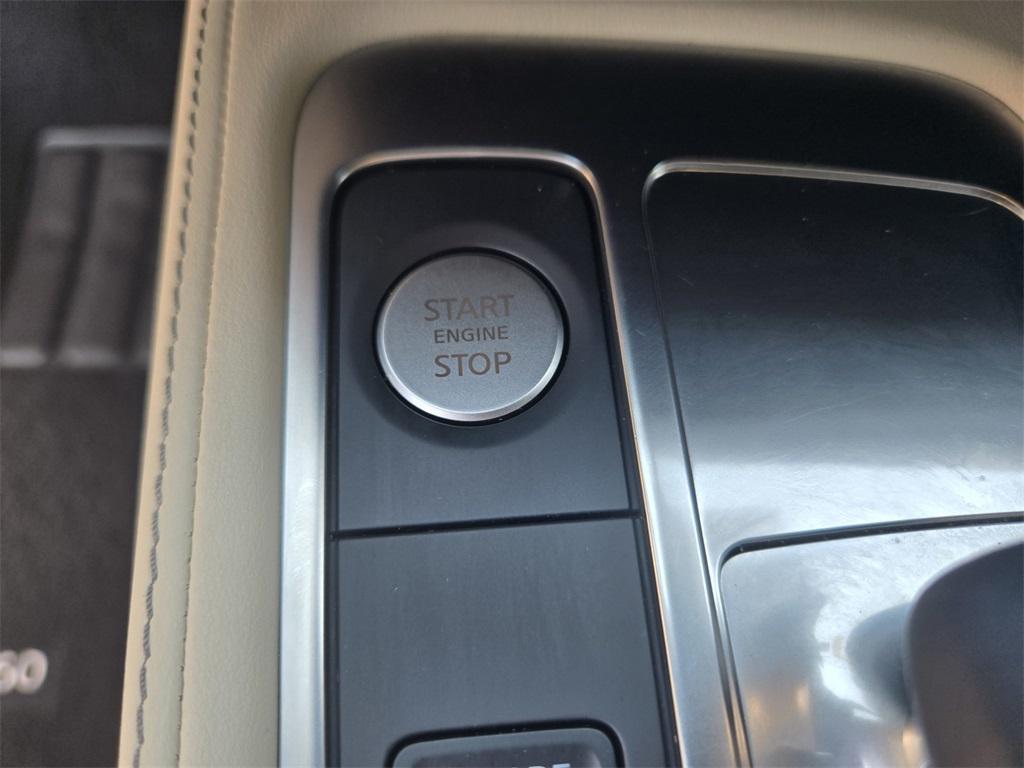 used 2025 INFINITI QX60 car, priced at $41,900