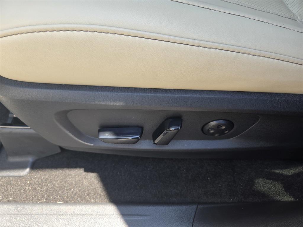 used 2025 INFINITI QX60 car, priced at $41,900