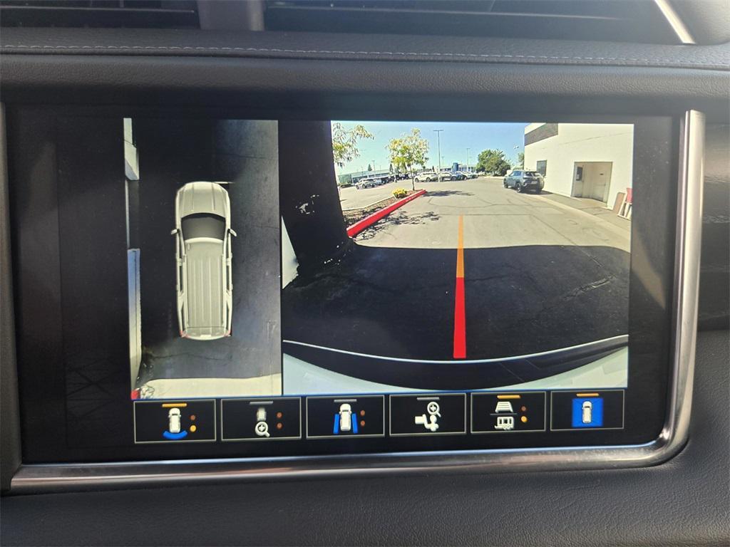 used 2022 GMC Yukon car, priced at $61,800
