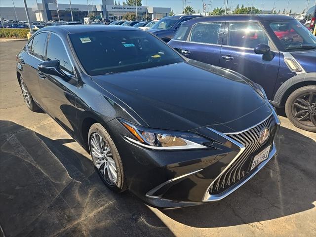 used 2021 Lexus ES 300h car, priced at $31,999