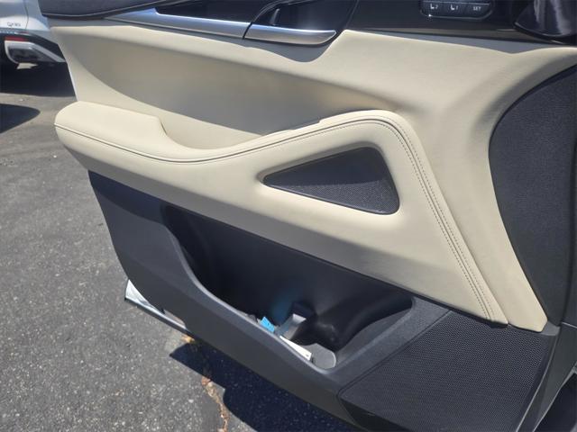used 2025 INFINITI QX60 car, priced at $43,900