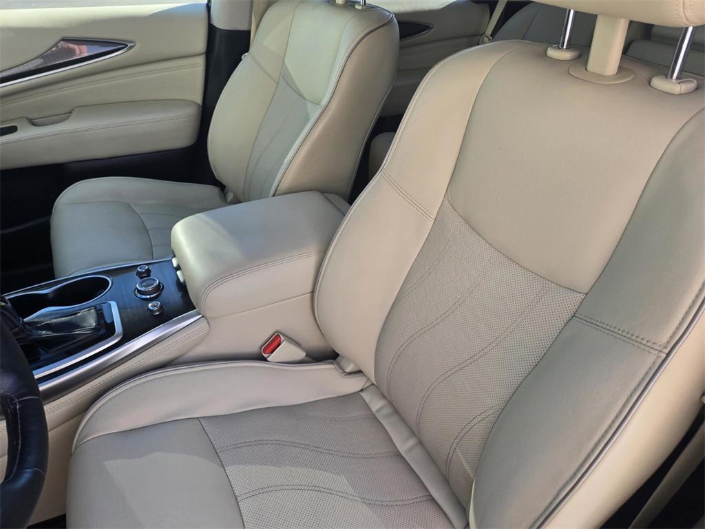 used 2018 INFINITI QX60 car, priced at $15,900