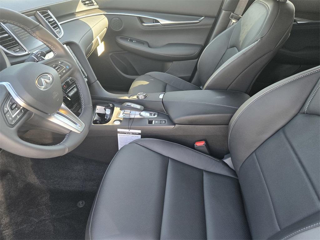 new 2025 INFINITI QX55 car, priced at $50,275