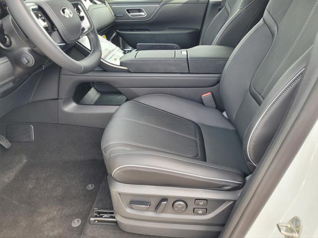 new 2025 INFINITI QX80 car, priced at $102,845