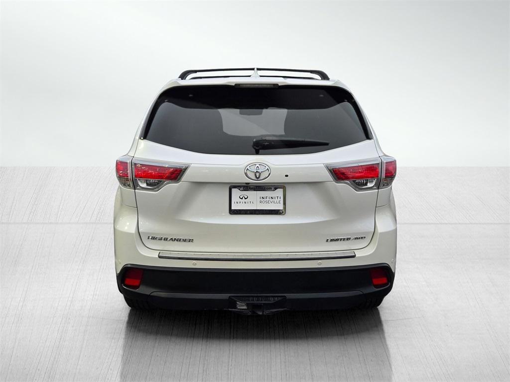 used 2016 Toyota Highlander car, priced at $23,900