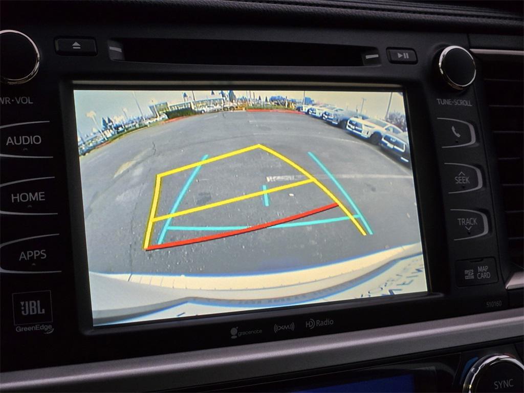 used 2016 Toyota Highlander car, priced at $23,900