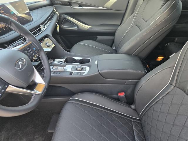 new 2025 INFINITI QX60 car, priced at $67,840