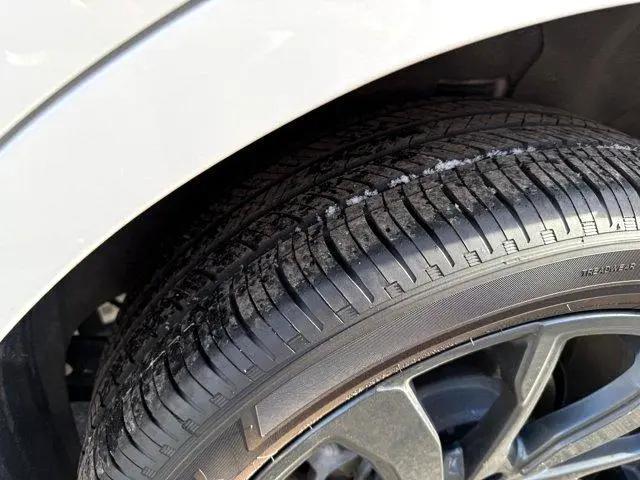 used 2024 Chevrolet Equinox car, priced at $33,580