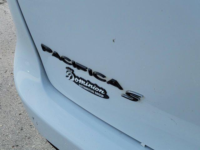 used 2018 Chrysler Pacifica car, priced at $17,900
