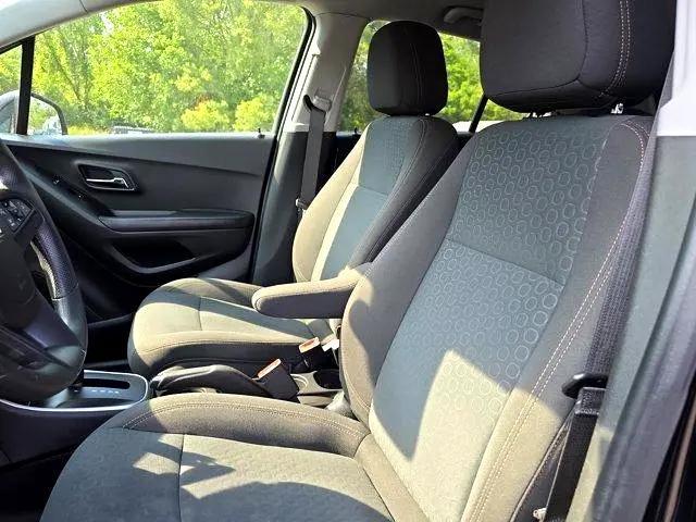 used 2022 Chevrolet Trax car, priced at $19,900