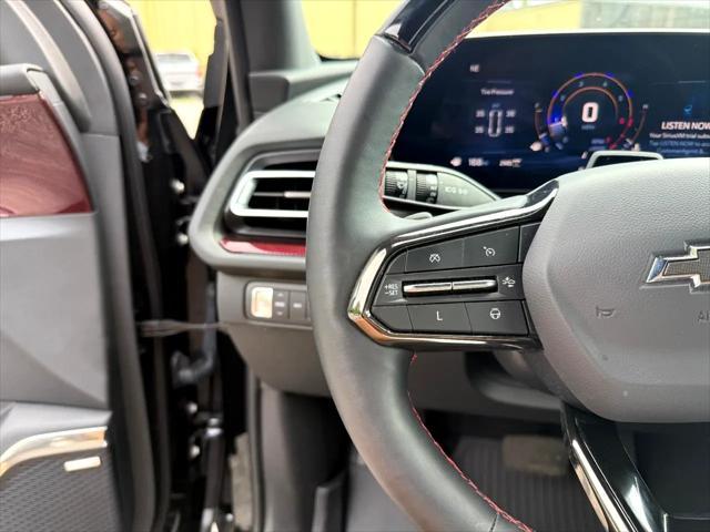 used 2024 Chevrolet Traverse car, priced at $54,900