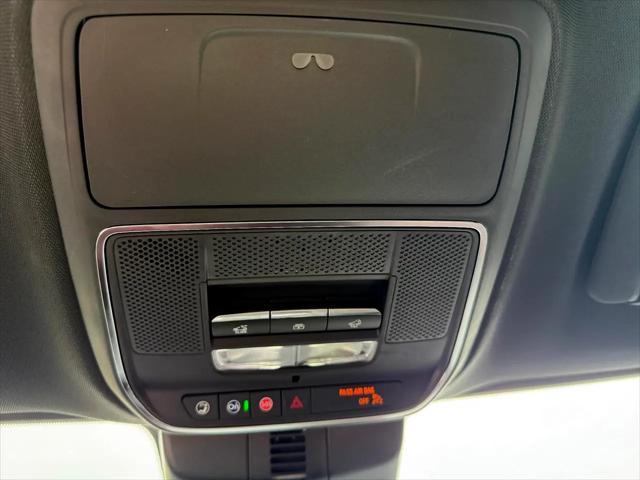 used 2024 Chevrolet Traverse car, priced at $54,900