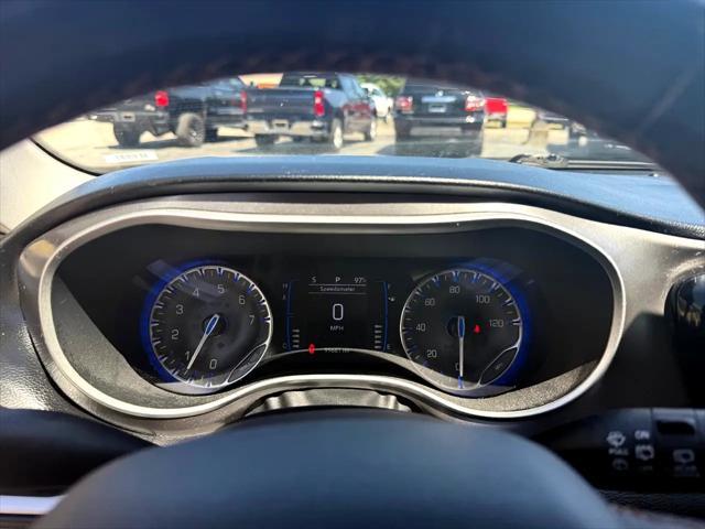 used 2020 Chrysler Pacifica car, priced at $18,900