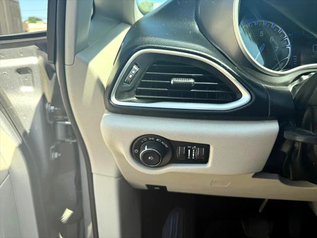 used 2020 Chrysler Pacifica car, priced at $18,900