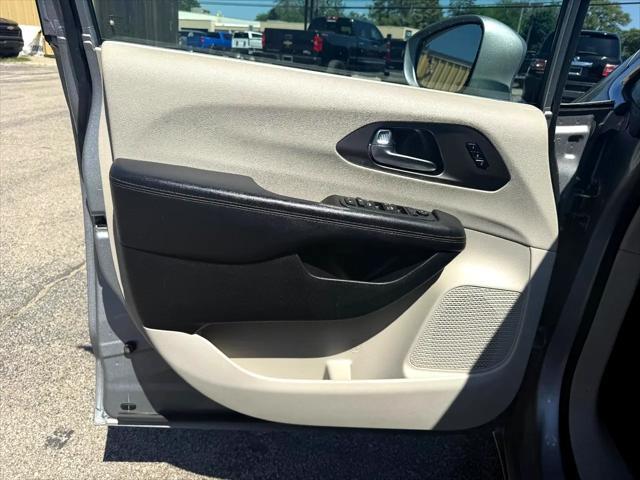 used 2020 Chrysler Pacifica car, priced at $18,900