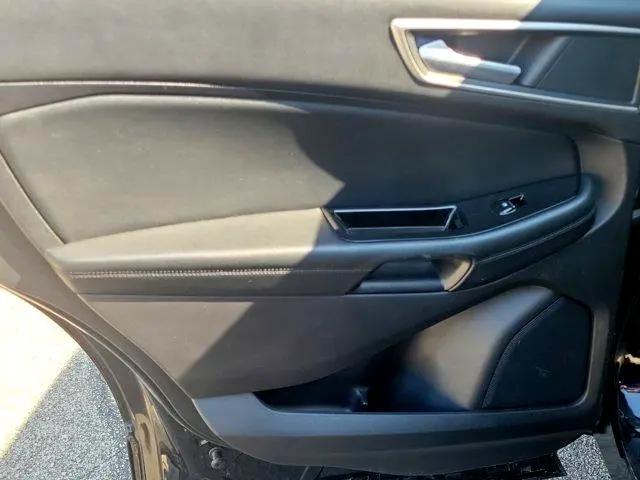used 2020 Ford Edge car
