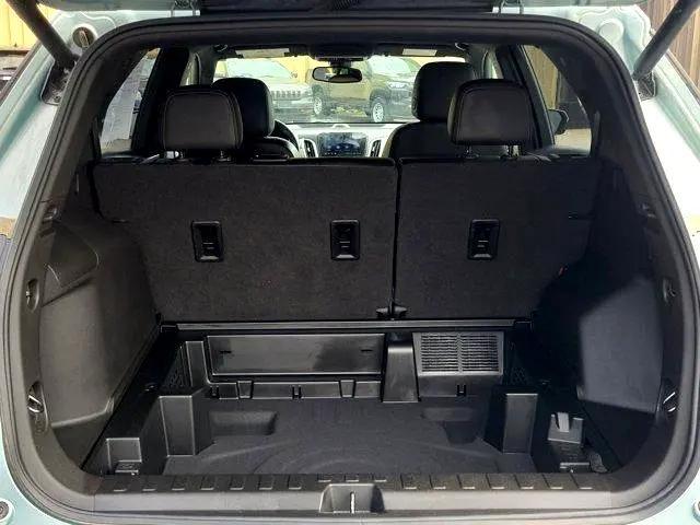 used 2022 Chevrolet Equinox car, priced at $27,900