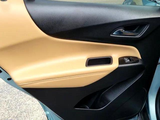 used 2022 Chevrolet Equinox car, priced at $27,900
