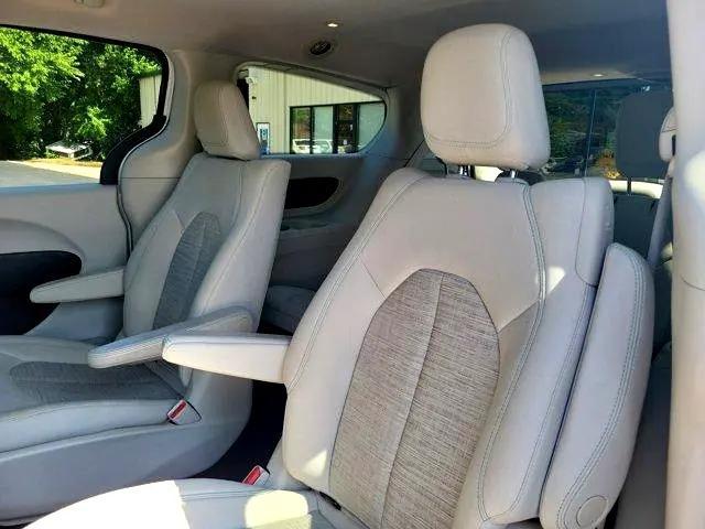 used 2018 Chrysler Pacifica Hybrid car, priced at $19,900