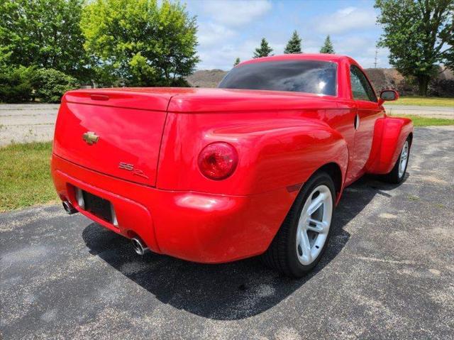 used 2003 Chevrolet SSR car, priced at $29,900