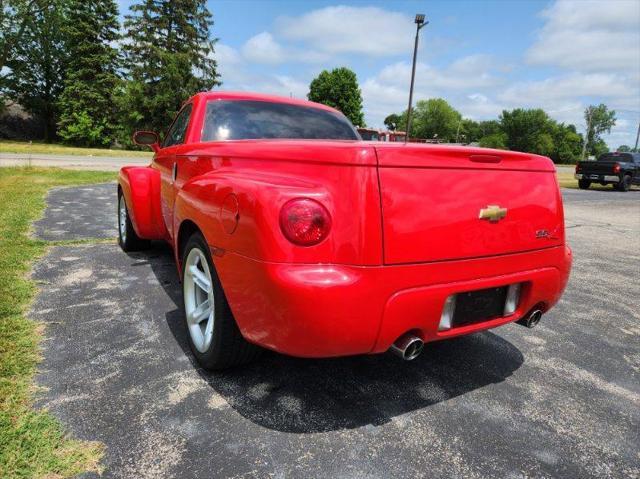 used 2003 Chevrolet SSR car, priced at $29,900